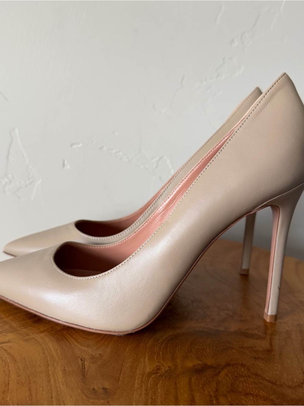 Lita By Ciara Solid Point Toe Pump Sand Color Size EU 40 US 9